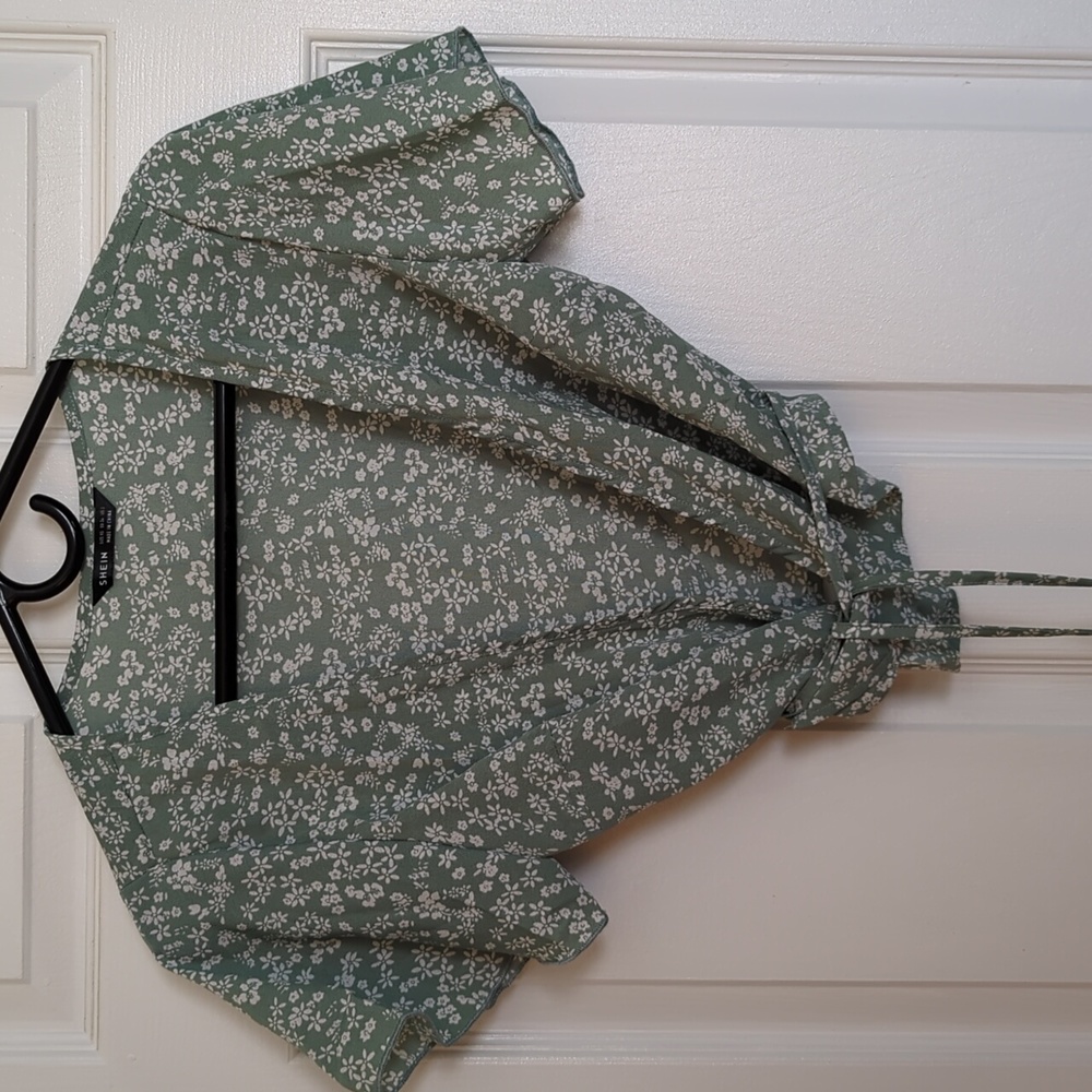 XS Green with Off White Flowers Wrap Around Shirt